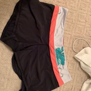 Black Lululemon shorts